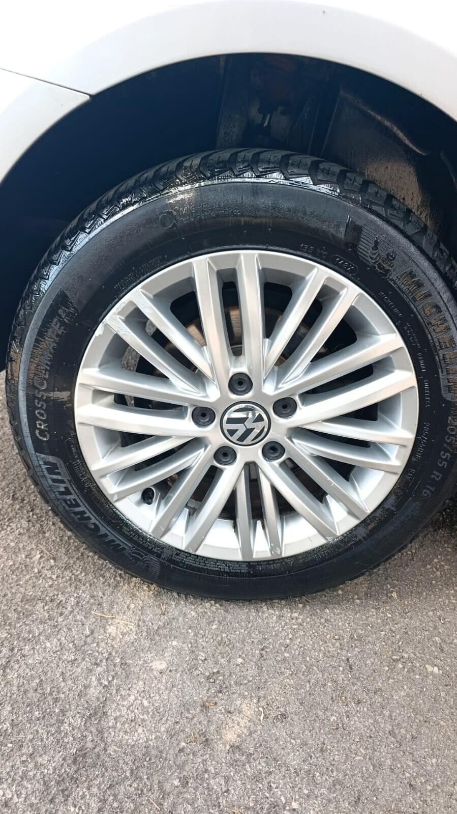 Volkswagen Touran 1.6 TDI Comfortline 2016