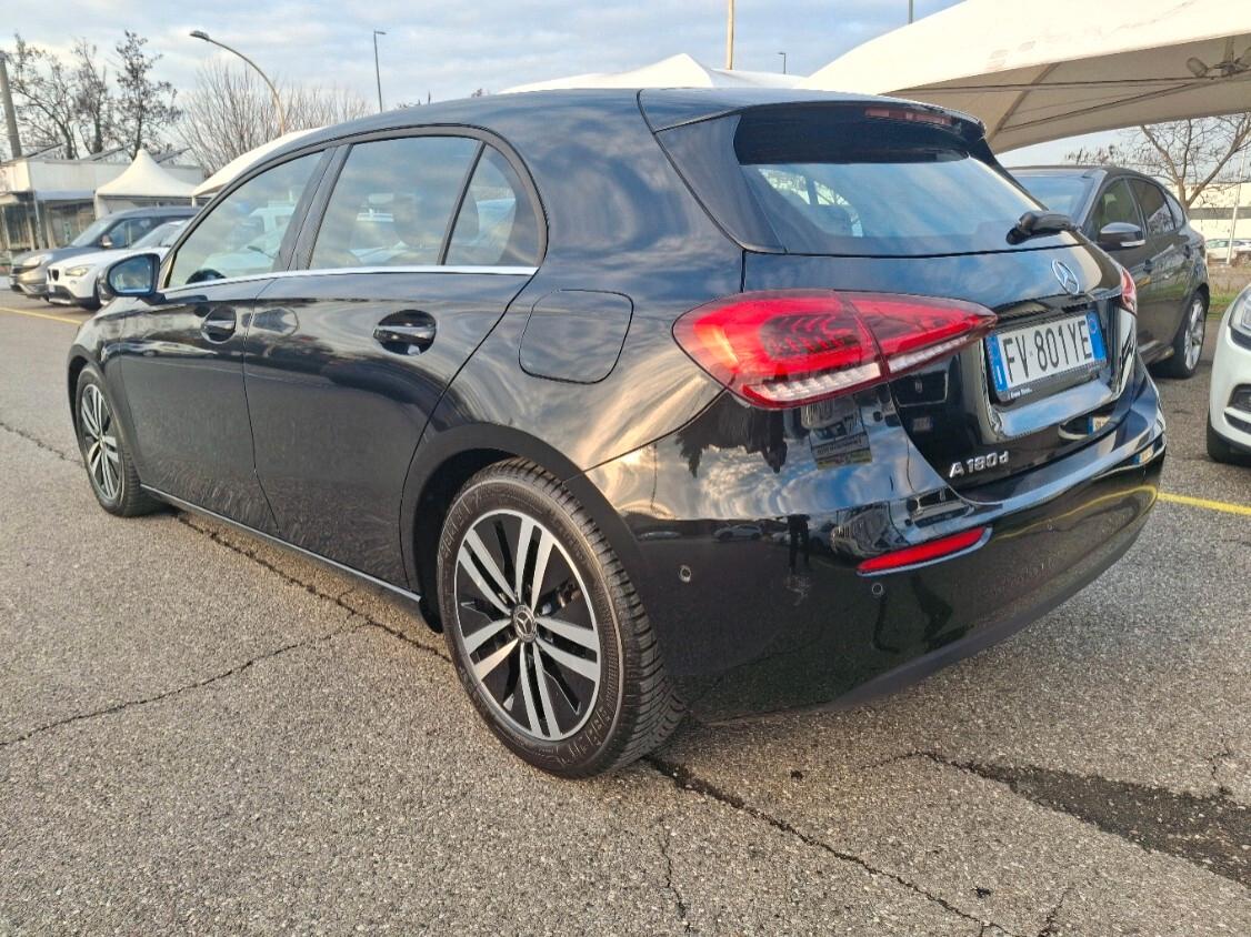 Mercedes-benz A 180 d Automatic Business Extra km 48000