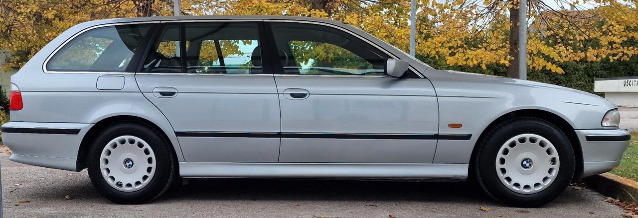 Bmw 525 525tds turbodiesel cat Touring Attiva