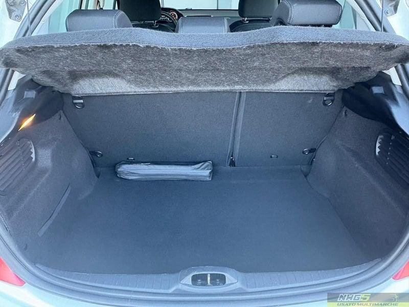 Peugeot 208 1.4 HDi 68 CV 5 porte Allure