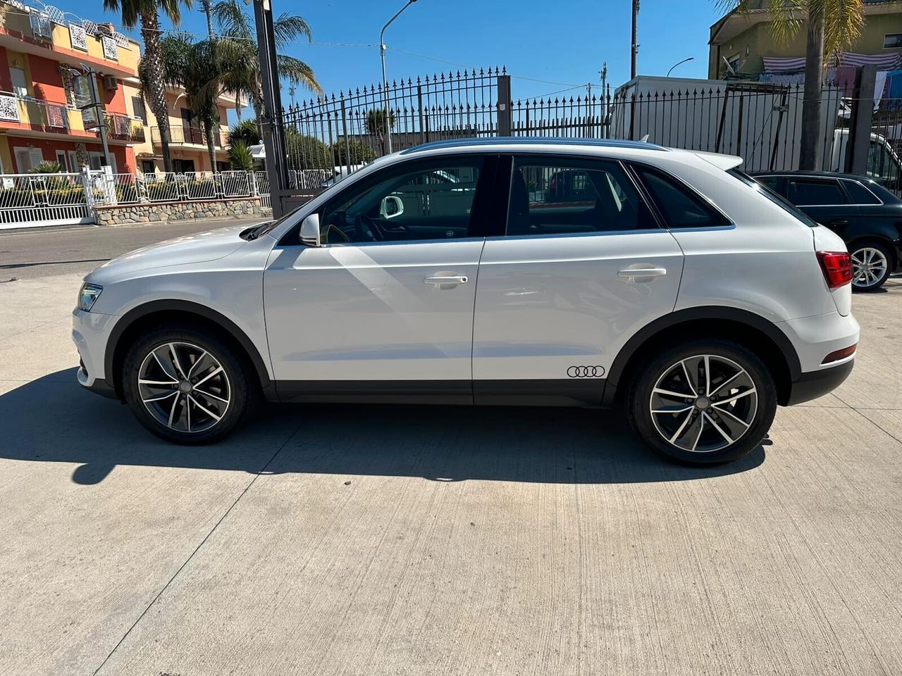 Audi Q3 2.0 TDI 120 CV