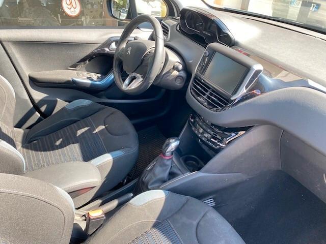 Peugeot 208 1.4 HDi 68 CV 5 porte