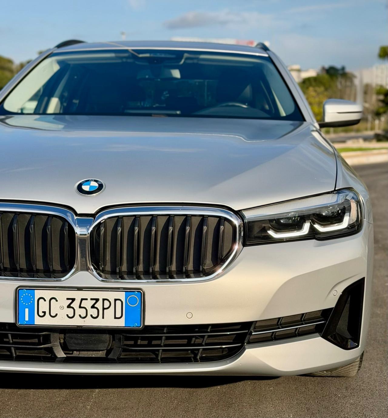 Bmw 520d Touring 190CV mhev PELLE/FUL LED