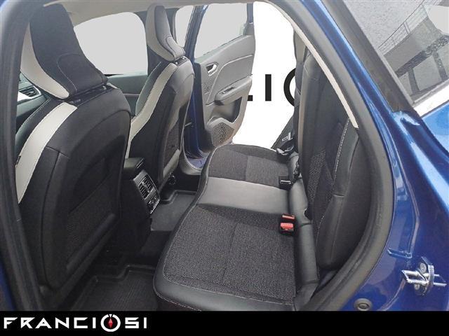 RENAULT Captur 1.6 E-Tech hybrid Techno Fast Track 145cv auto