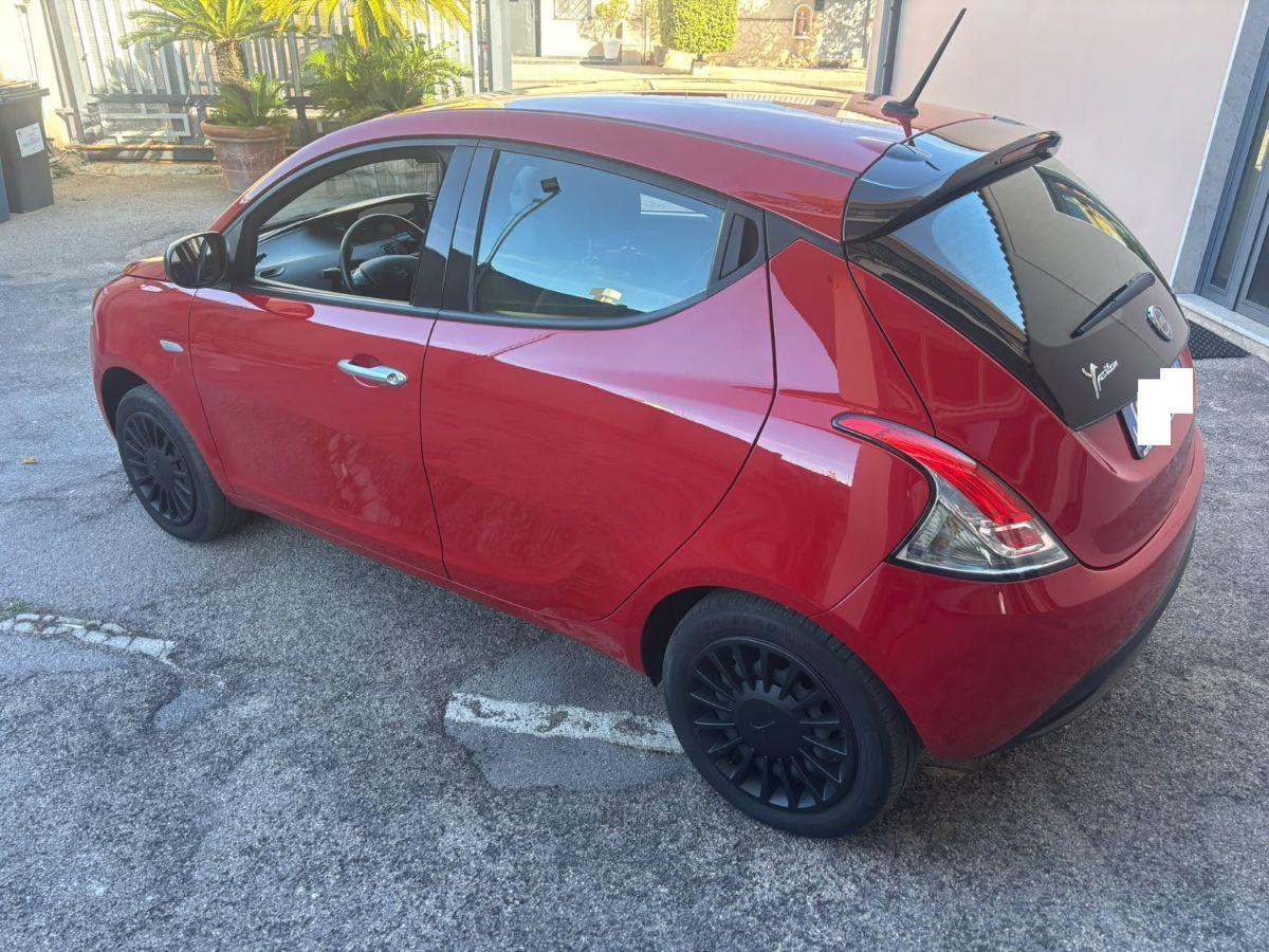 LANCIA Ypsilon 1.0 FireFly S&S Hybrid Oro