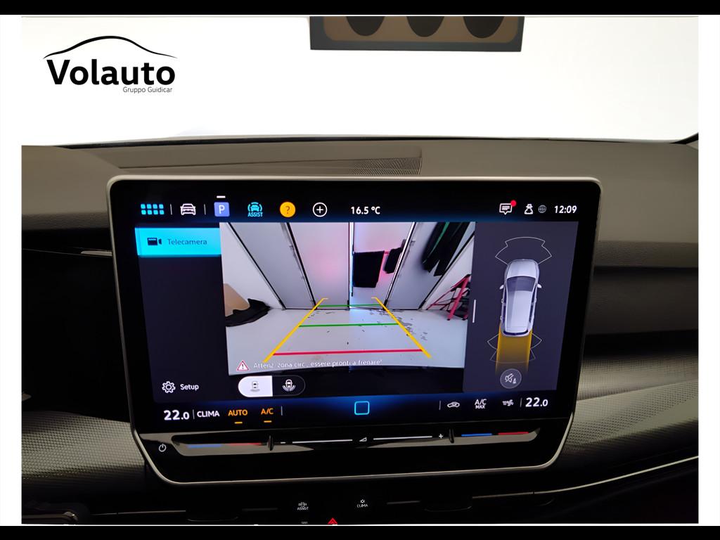 VOLKSWAGEN Golf VIII 2024 - Golf 2.0 tdi Style 150cv dsg