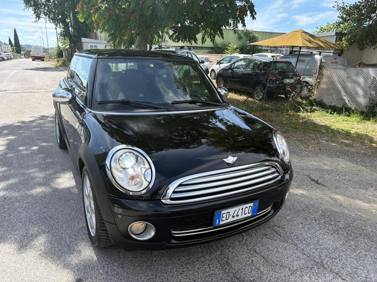 Mini 1.6 benzina 16V One (72kW) 2010 135.000 KM