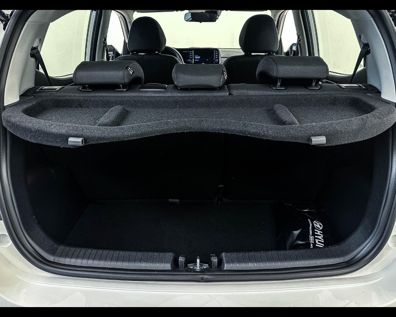 HYUNDAI I10 PE MY25 5P 1.0 MT CONNECTLINE