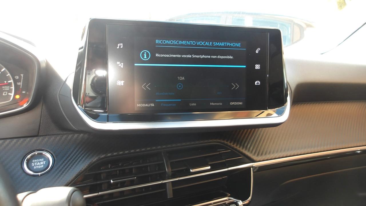 PEUGEOT 2008 1.2 BENZ-AUTO-RETROC-PREZZO PROMO!