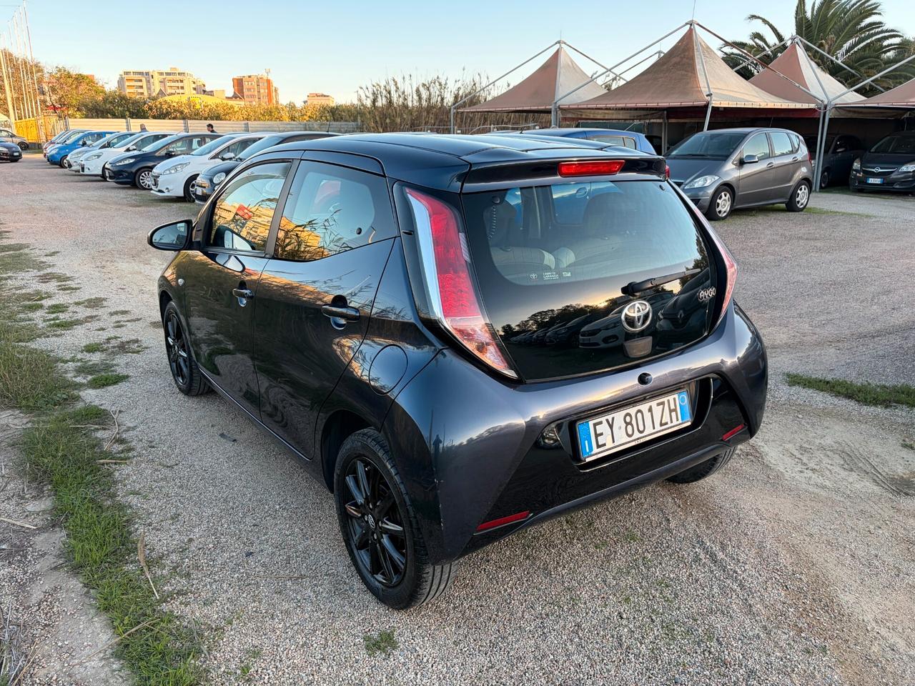 TOYOTA AYGO 1.0 ANNO 2015 50.000 KM GARANTITA