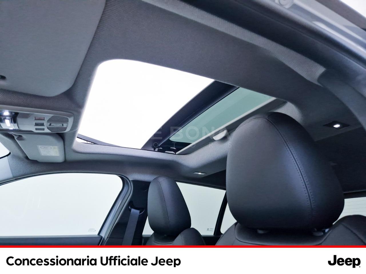Jeep Avenger 1.2 turbo e-hybrid mhev altitude fwd 110cv edct6