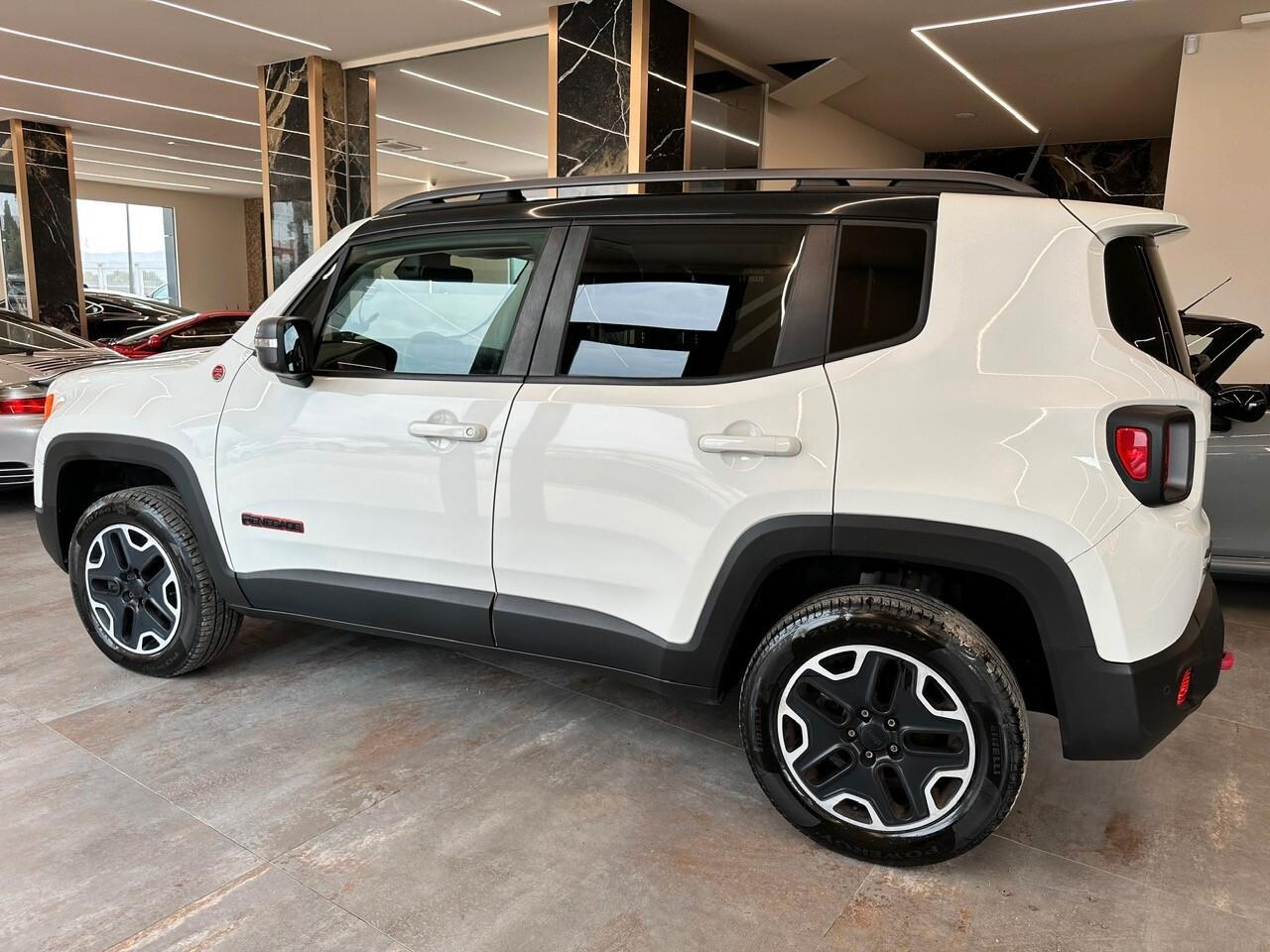 Jeep Renegade 2.0 Mjt 170CV 4WD Trailhawk 2015