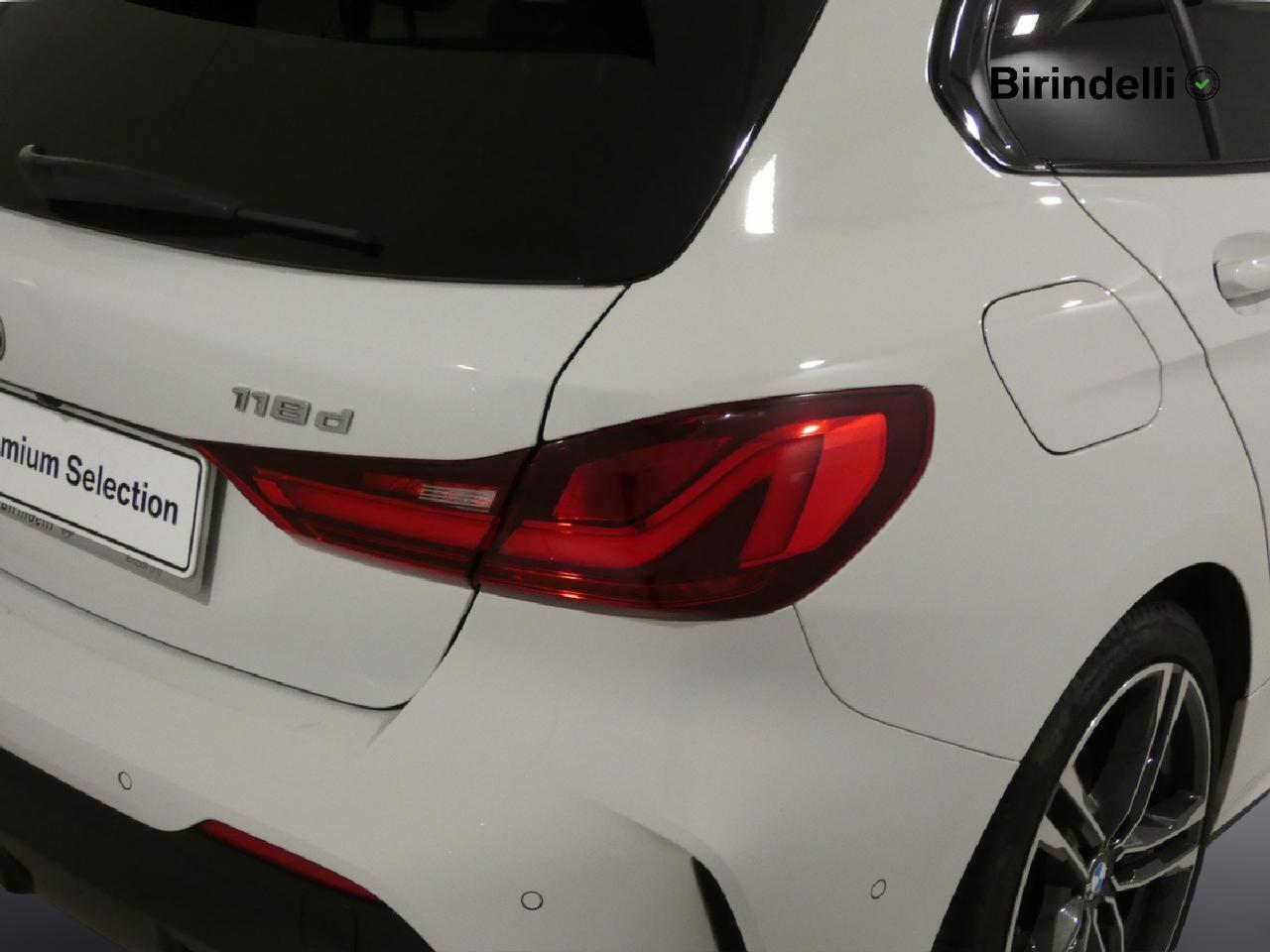 BMW Serie 1 (F40) - 118d 5p. Msport