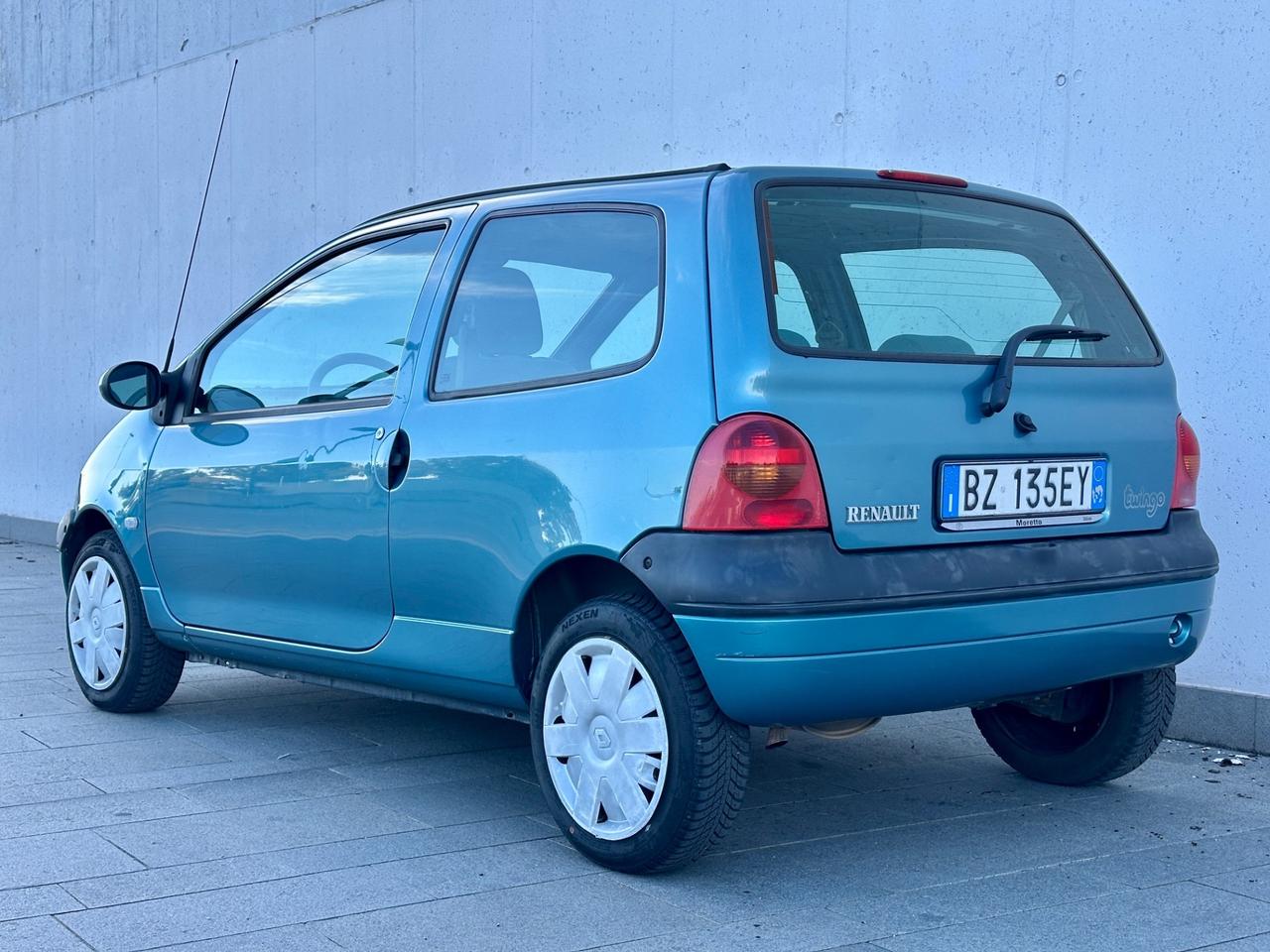 Renault Twingo 1.2i cat Neopatentati