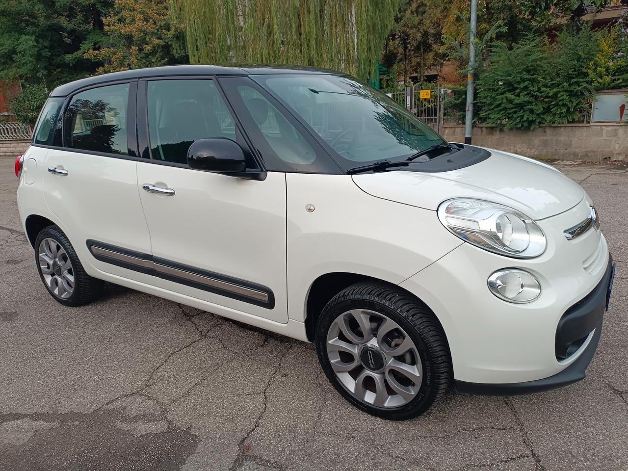 Fiat 500L Natural Power Lounge