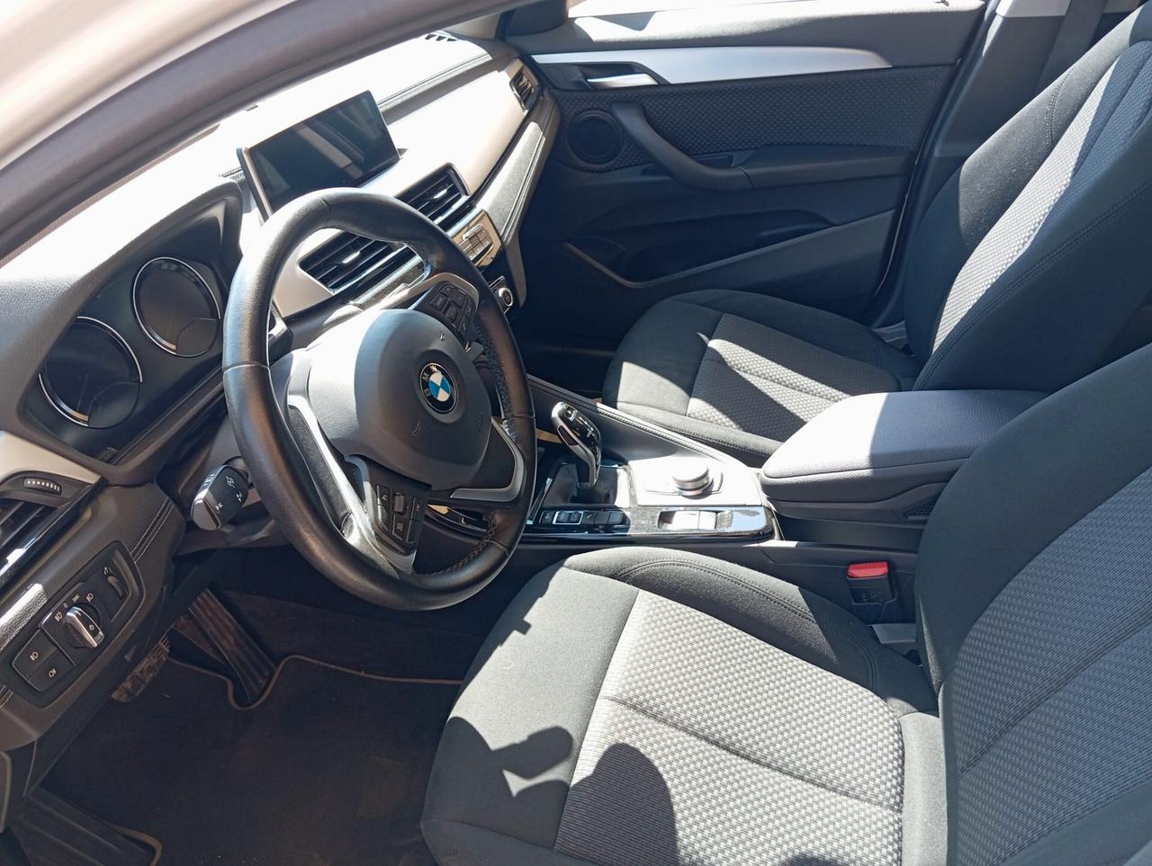 Bmw X2 sDrive18d Business-X