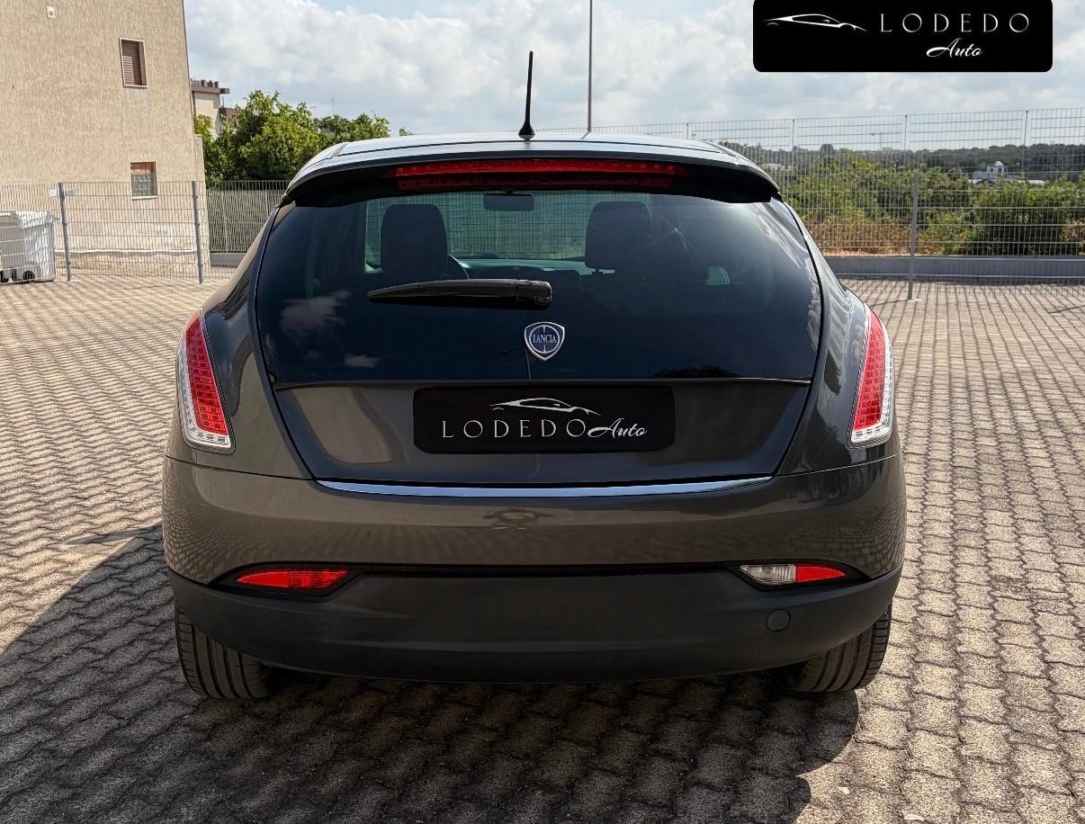 Lancia Delta 1.6 MJT Gold - 2012