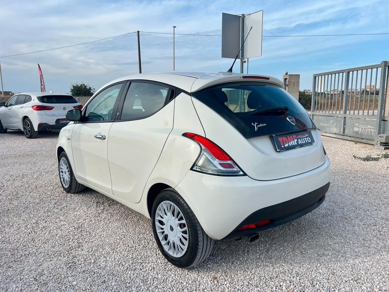Lancia Ypsilon 1.2 69 CV 5 porte