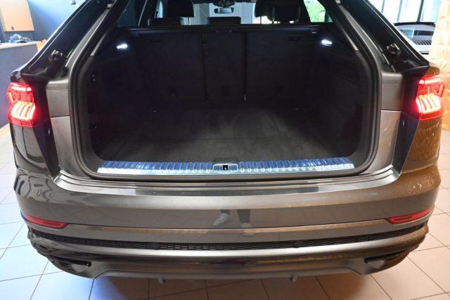AUDI Q8 50TDI Q.TIP.286CV 2xS-LINE TET.22"SOSP.SED.RIS.CAM