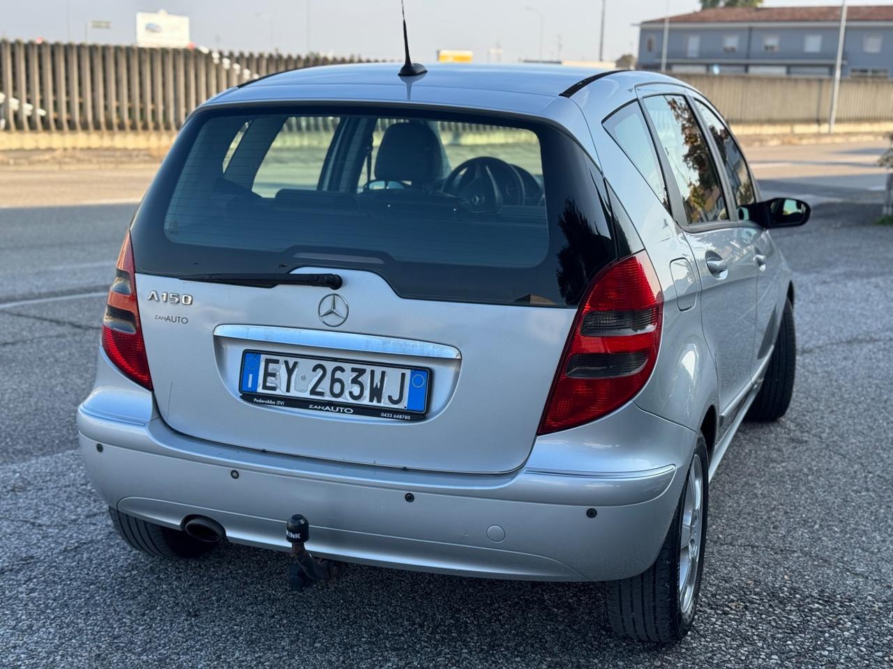 Mercedes A 150 Avantgarde gpl gancio traino