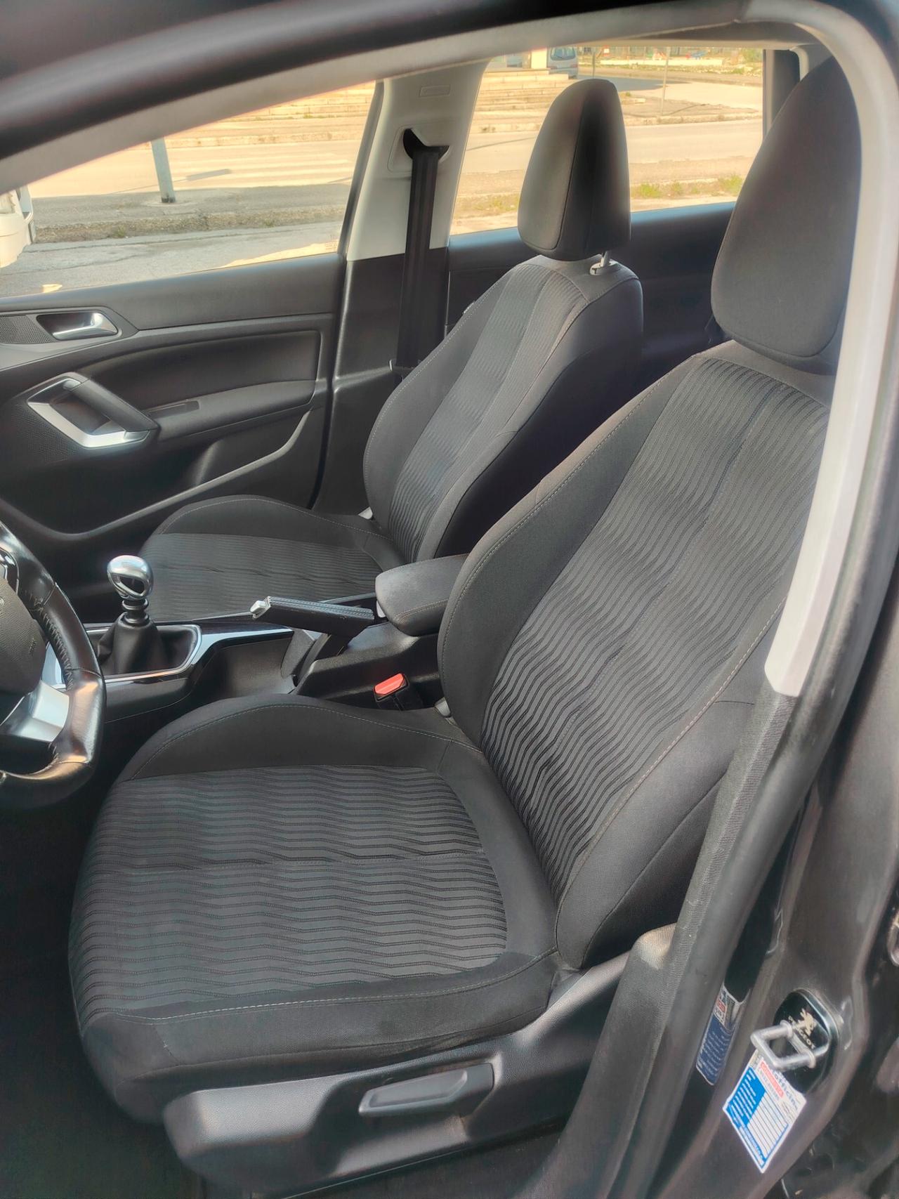 Peugeot 308 BlueHDi 120 S&S SW Business