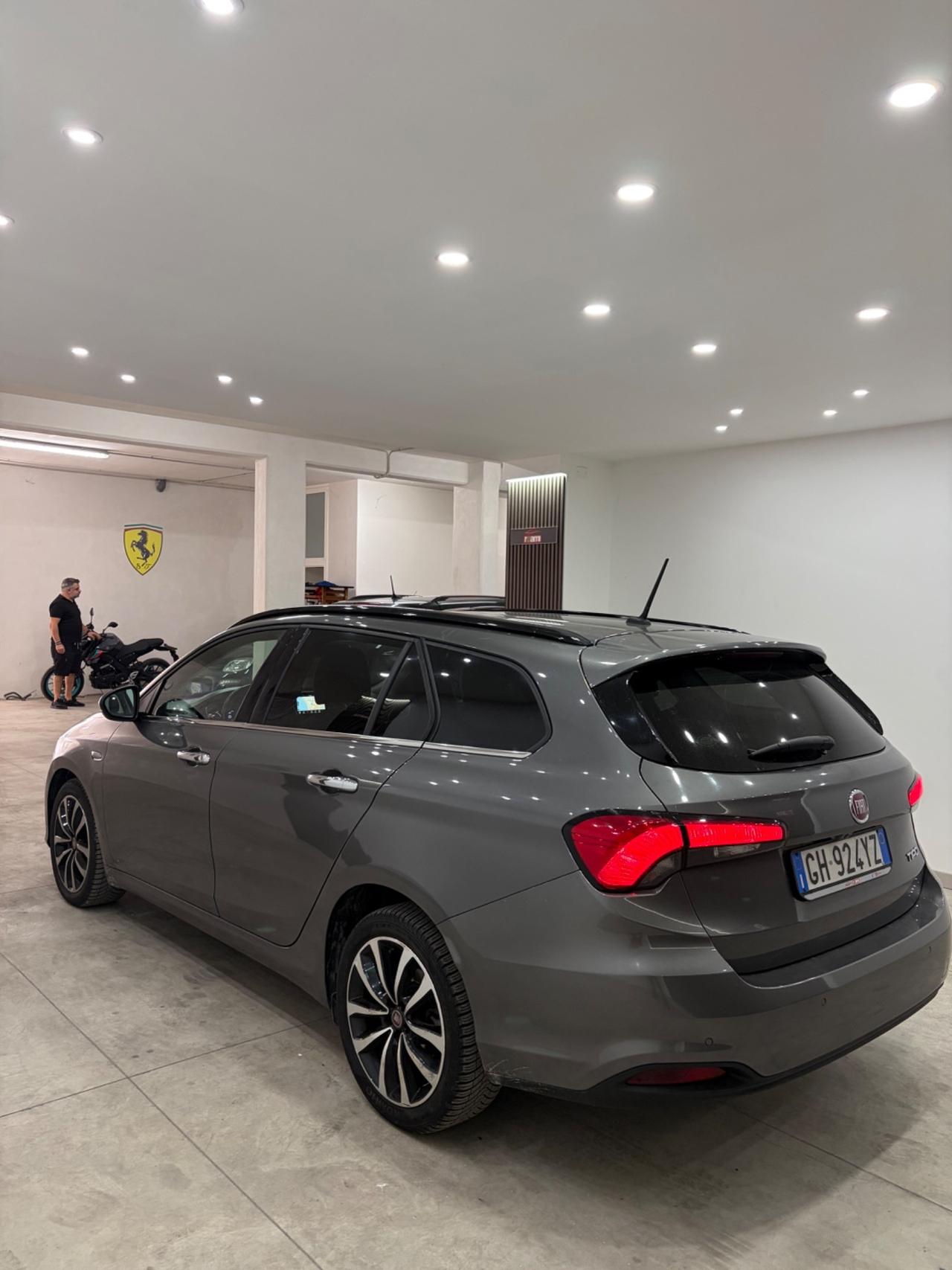 Fiat Tipo 1.6 Mjt S&S SW Lounge
