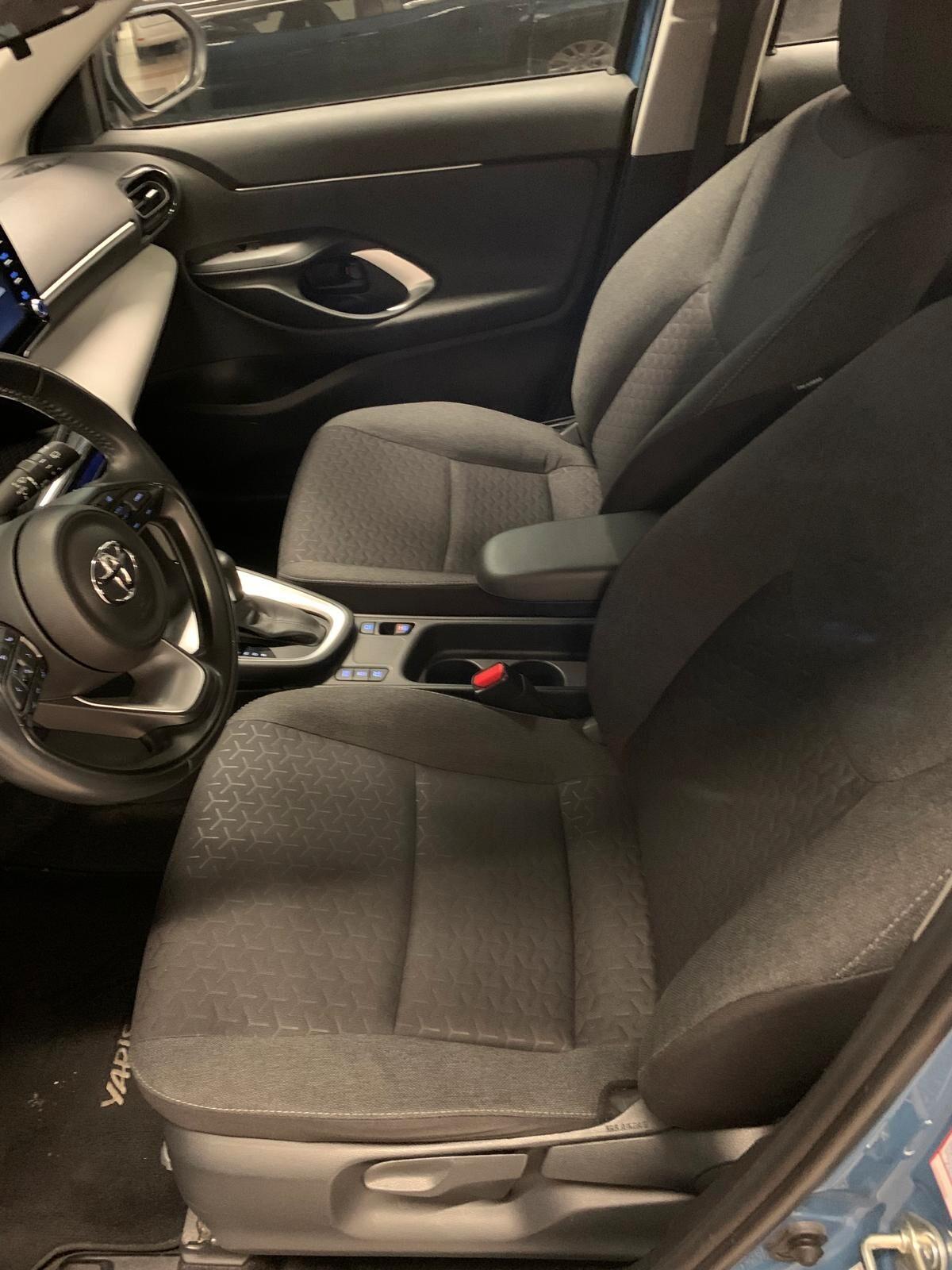 Toyota Yaris Cross 1.5 Hybrid 5p. E-CVT Business