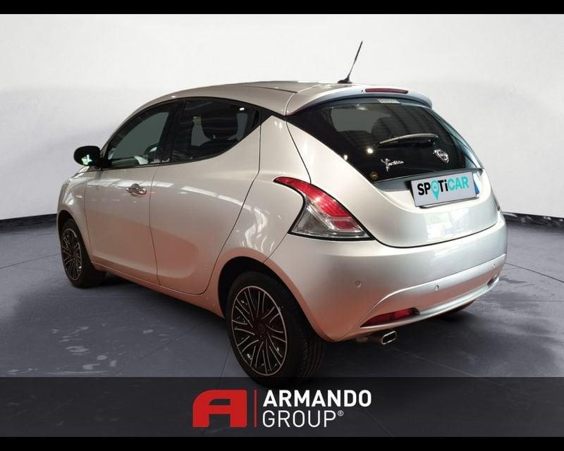 Lancia Ypsilon 3ª serie 1.2 69 CV 5 porte S&S Gold