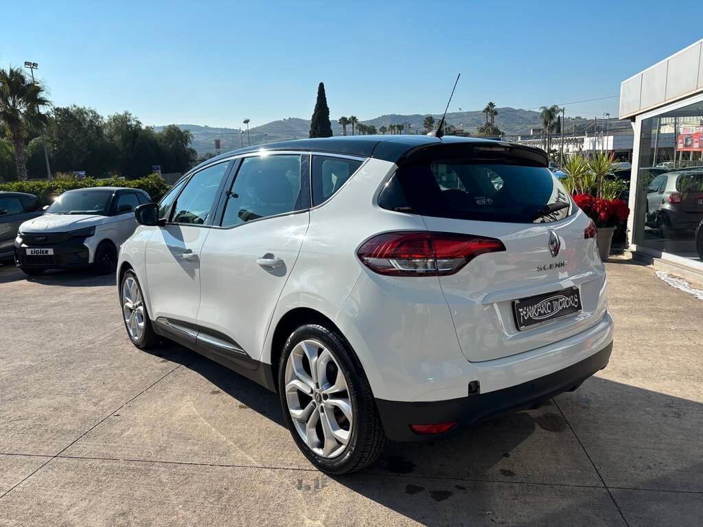 Renault Scénic Blue 120 CV 2019 / 185.000 KM Tua a soli 79 Euro al mes e condizioni pari al nuovo