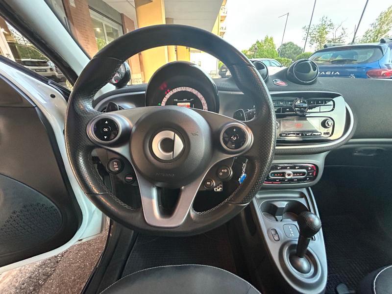 Smart forfour 1.0 Superpassion 71cv twinamic *Promo SD 2026*