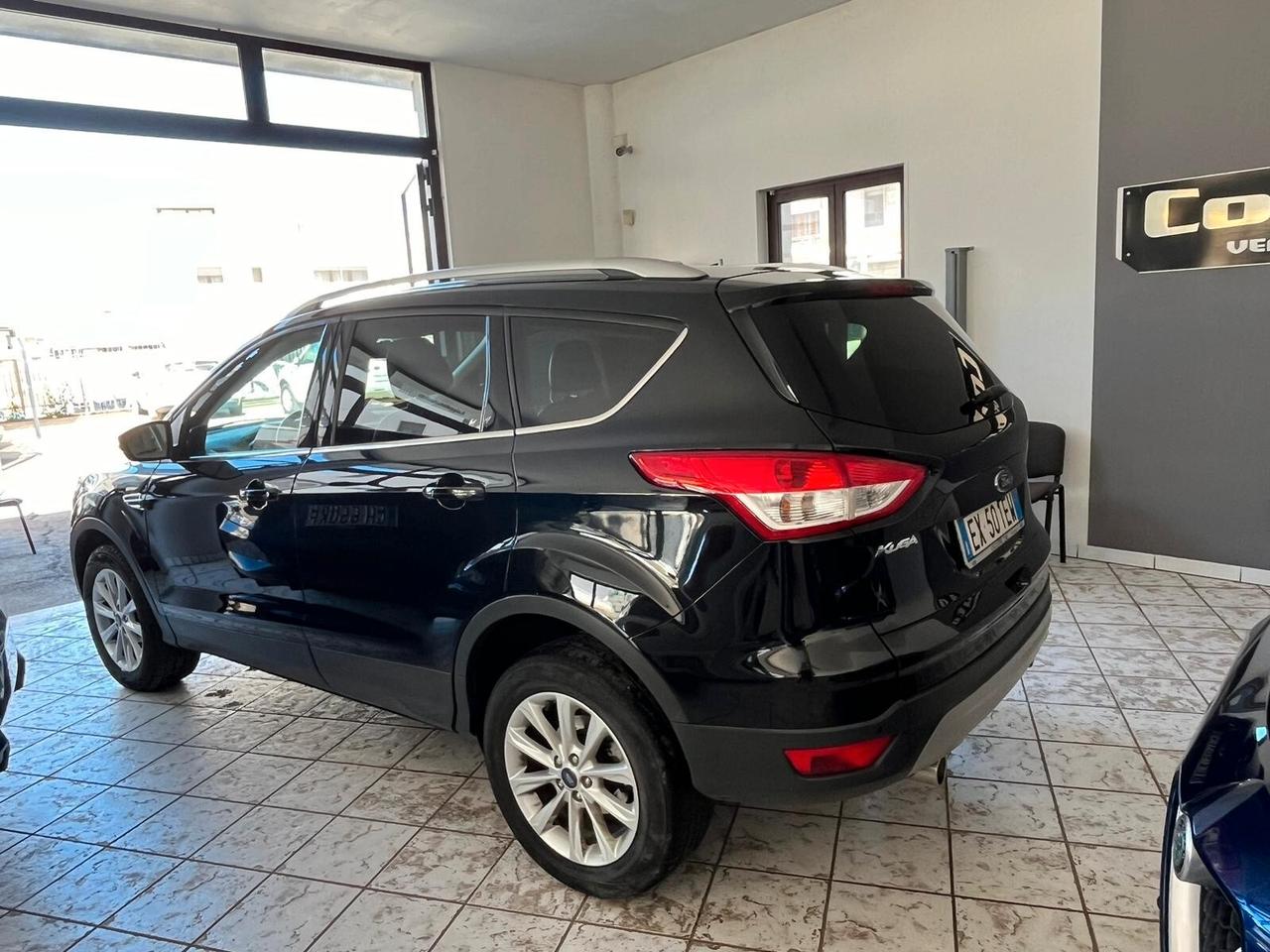 Ford Kuga 2.0 TDCI 150 CV S&S 4WD Powershift Titanium