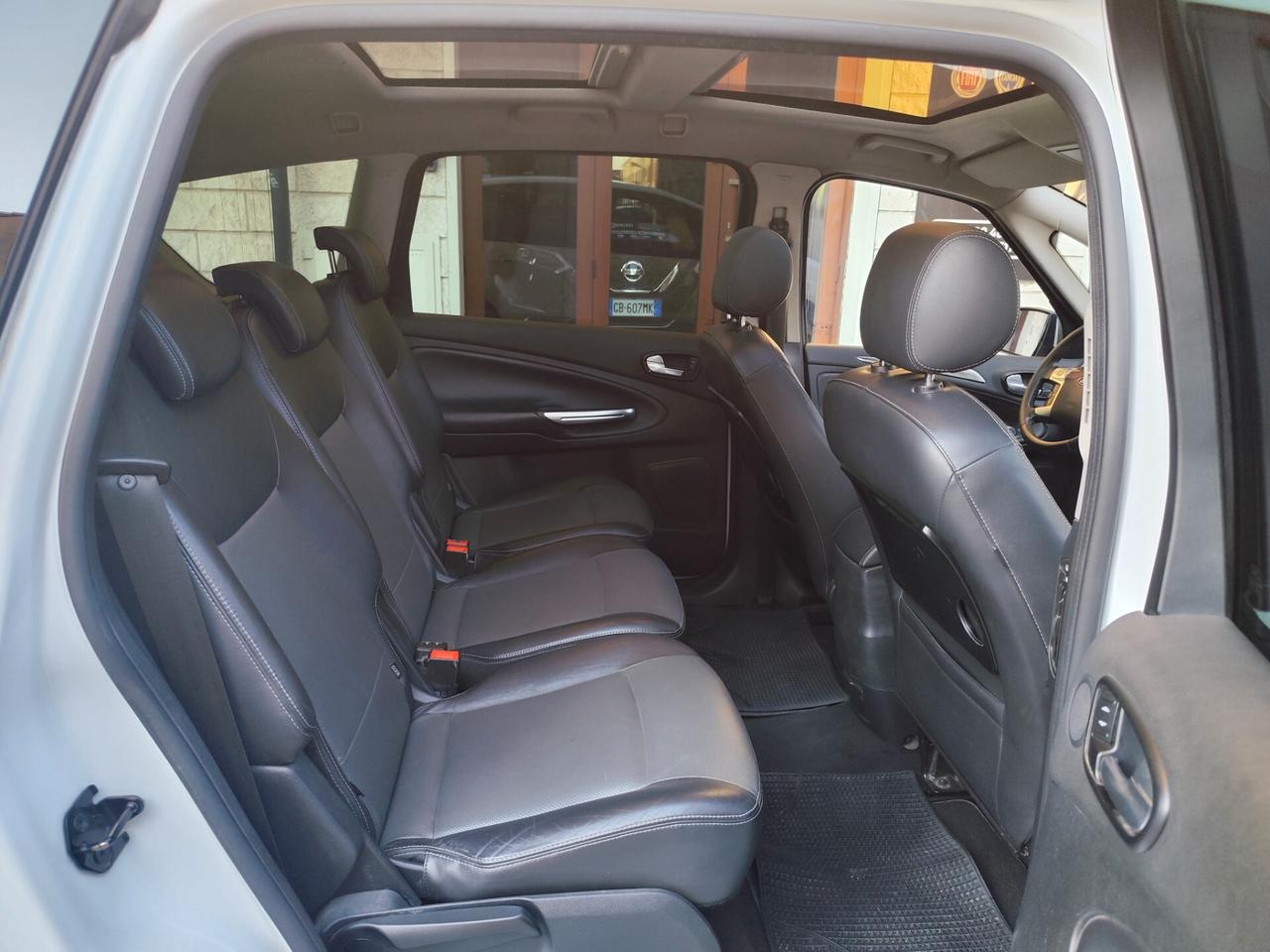 Ford S-Max 2.0 TDCi 140CV Titanium TETTO