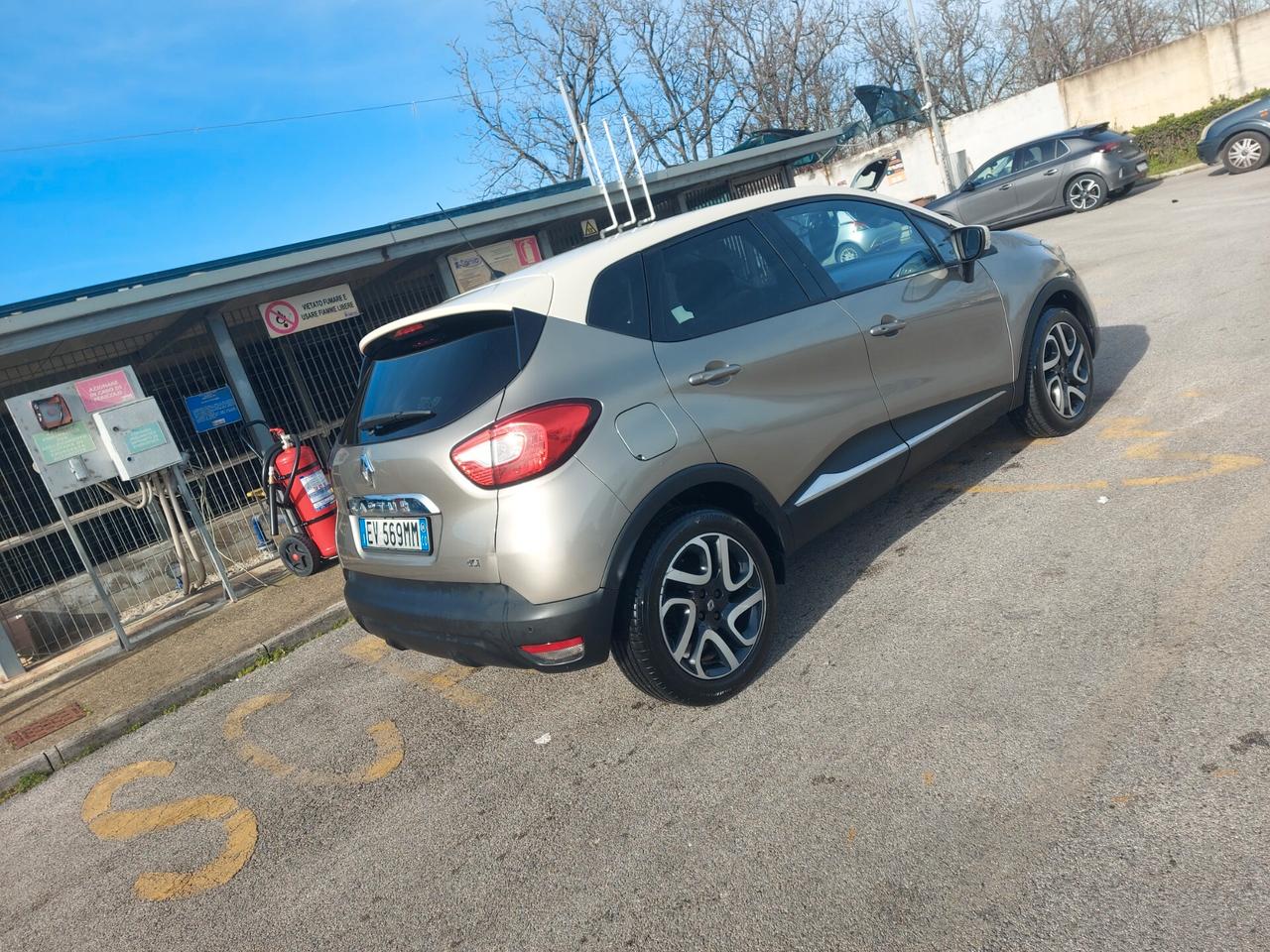 Renault Captur 1.5 dCi 8V 90 CV R-Link full optional