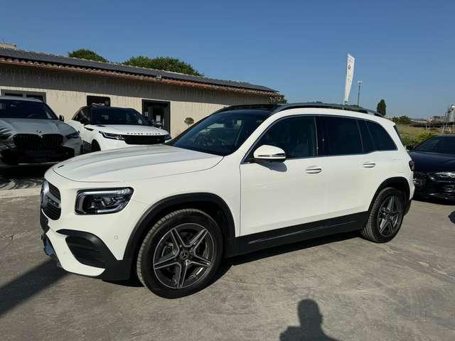 Mercedes-Benz GLB 220 4M NIGHT PACKET MBUX 19" AMG PREMIUM TETTO LED ACC