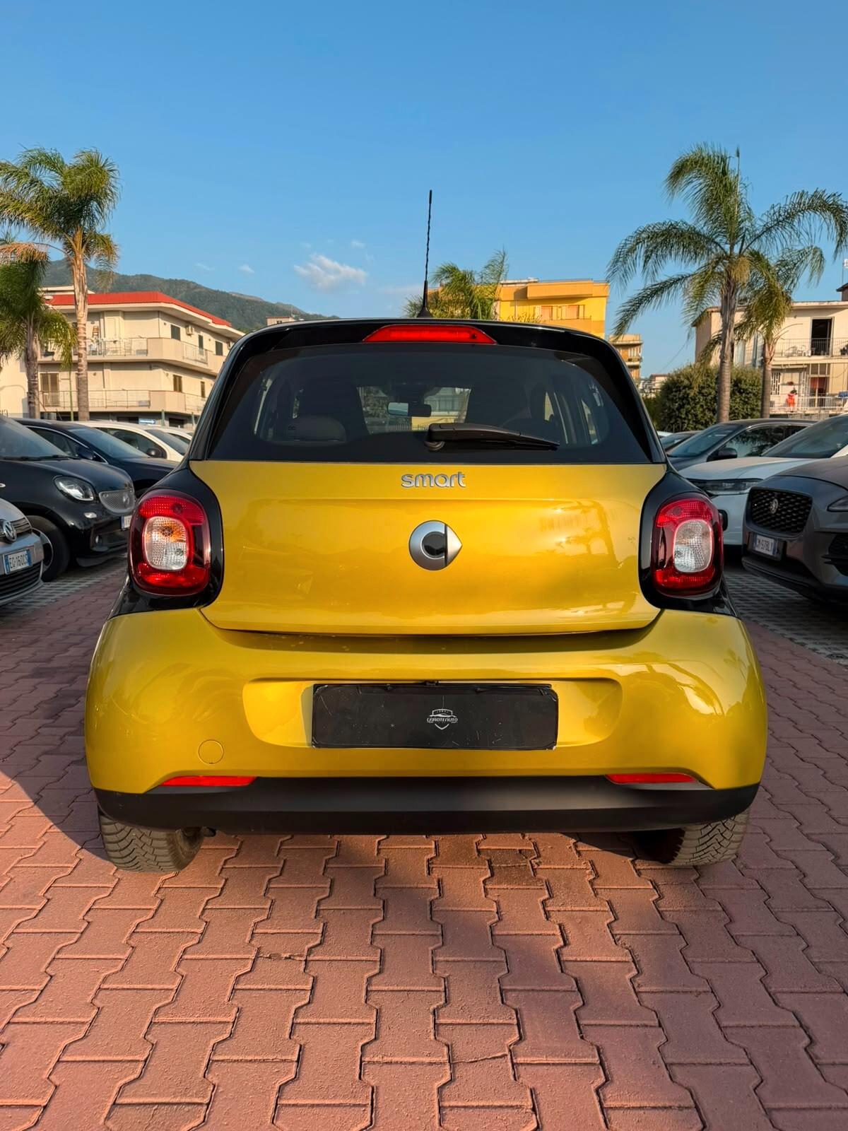 Smart ForFour 70 1.0 Youngster