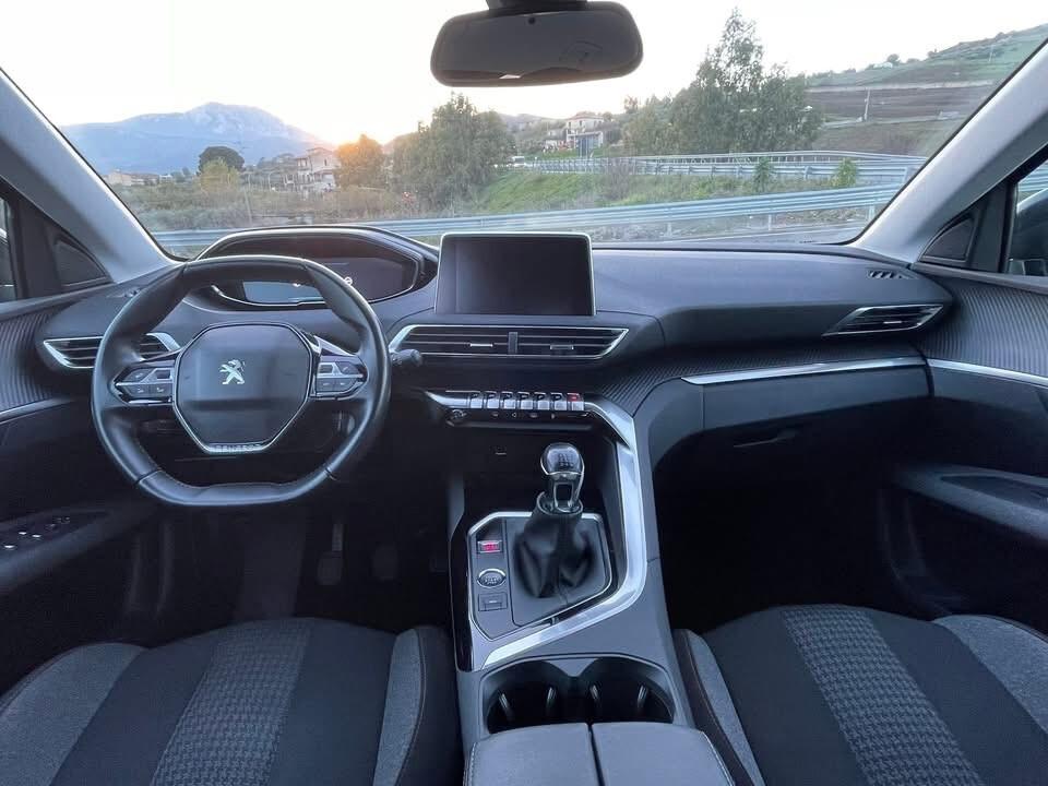 Peugeot 3008 BlueHDi 130 S&S Allure Pack