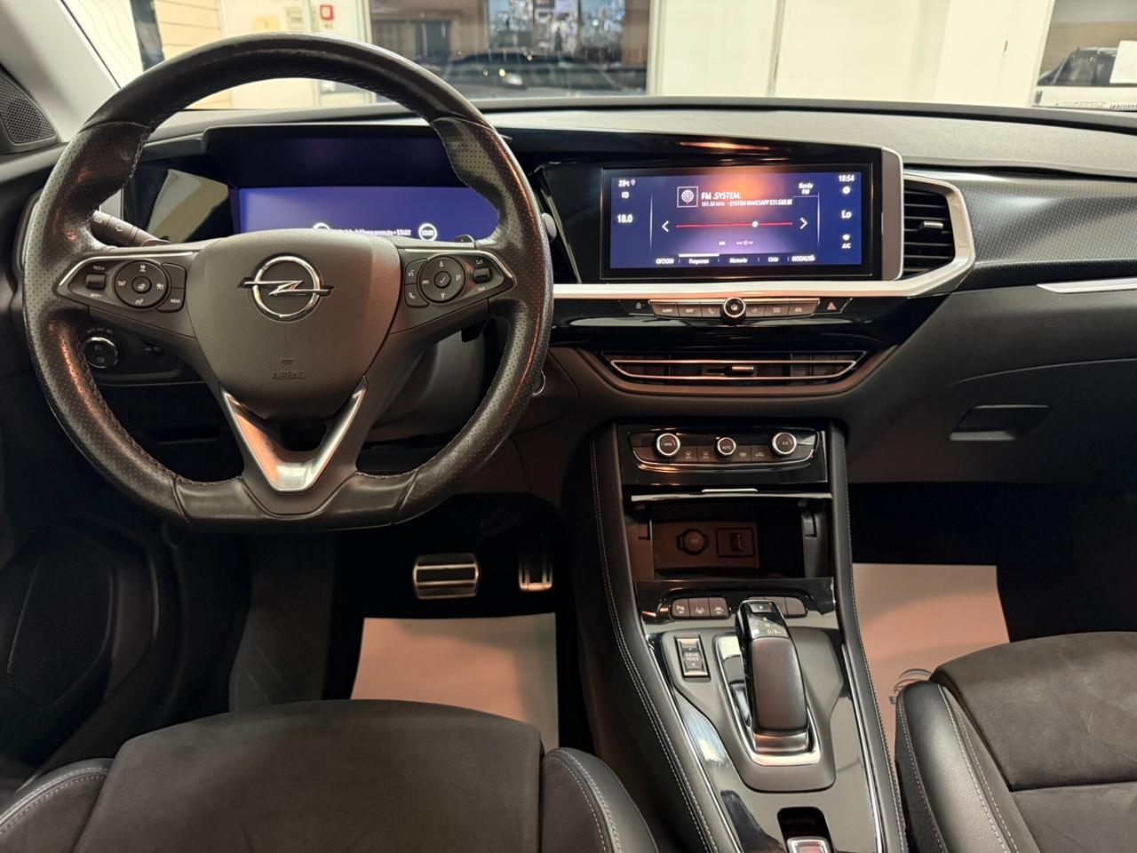 Opel Grandland 1.6 Plug-in Hybrid 300 CV GSe
