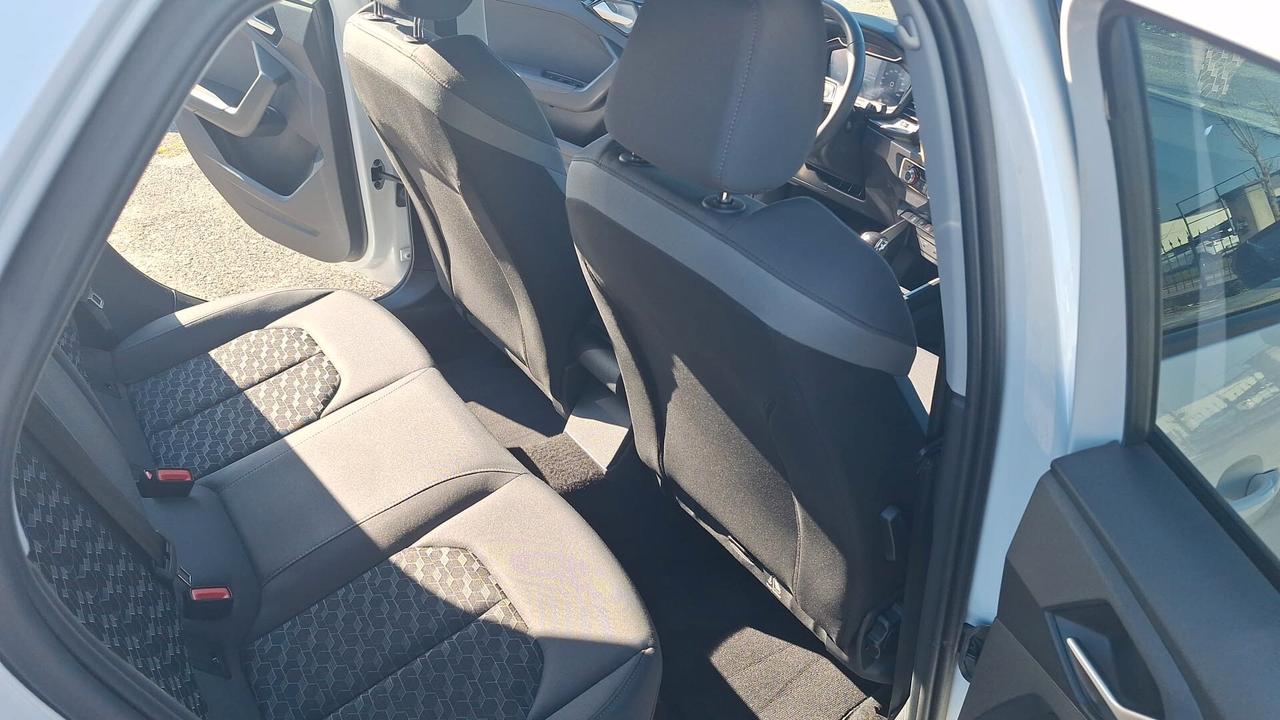 Audi A1 SPB 30 TFSI S tronic Identity Black SOLI 12000KM !!!