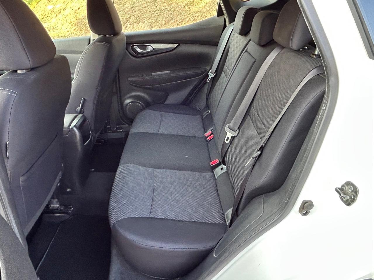 Nissan Qashqai 1.5 dCi N-Vision neopatentati permute