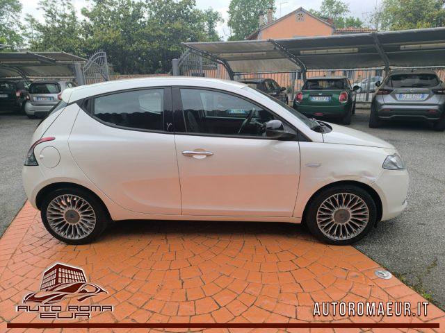 LANCIA Ypsilon 0.9 TwinAir 85 CV 5 porte S&S Gold TAGLIANDATA!