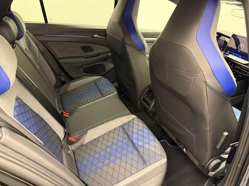 Volkswagen Golf Golf 2.0 TSI R DSG 4Motion Black Edition PERFORMANCE MATRIX LED 333 CV DCC