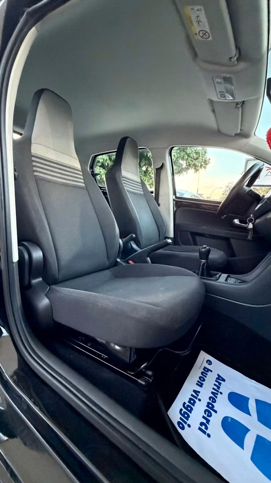 Volkswagen up