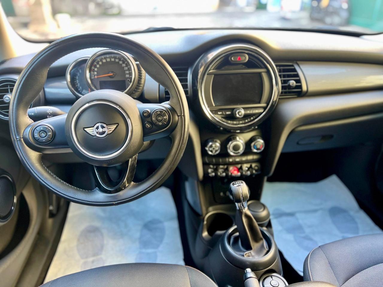 Mini Cooper 5 porte 1.5 Boost