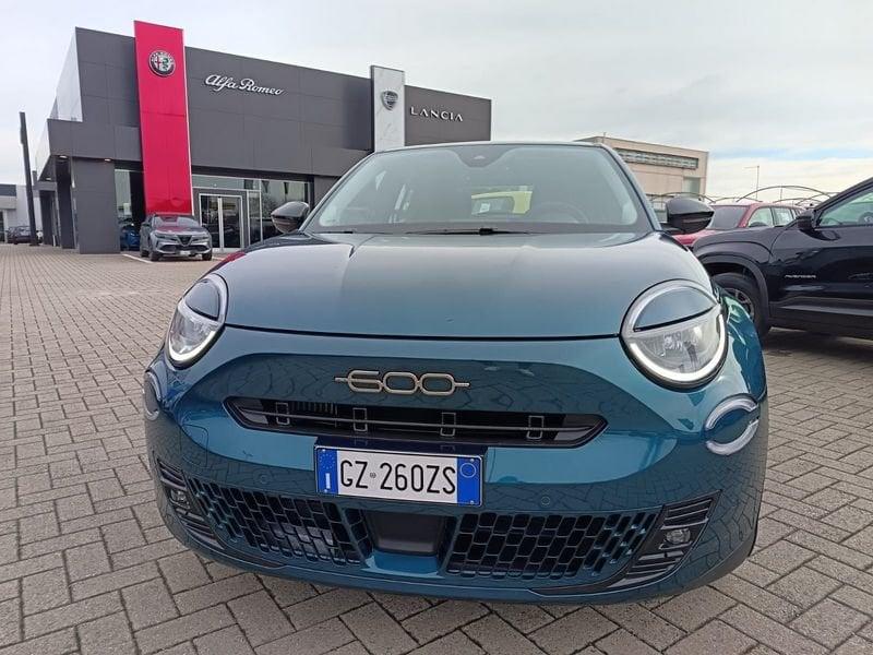 FIAT 600 1.2 Hybrid 145cv Icon