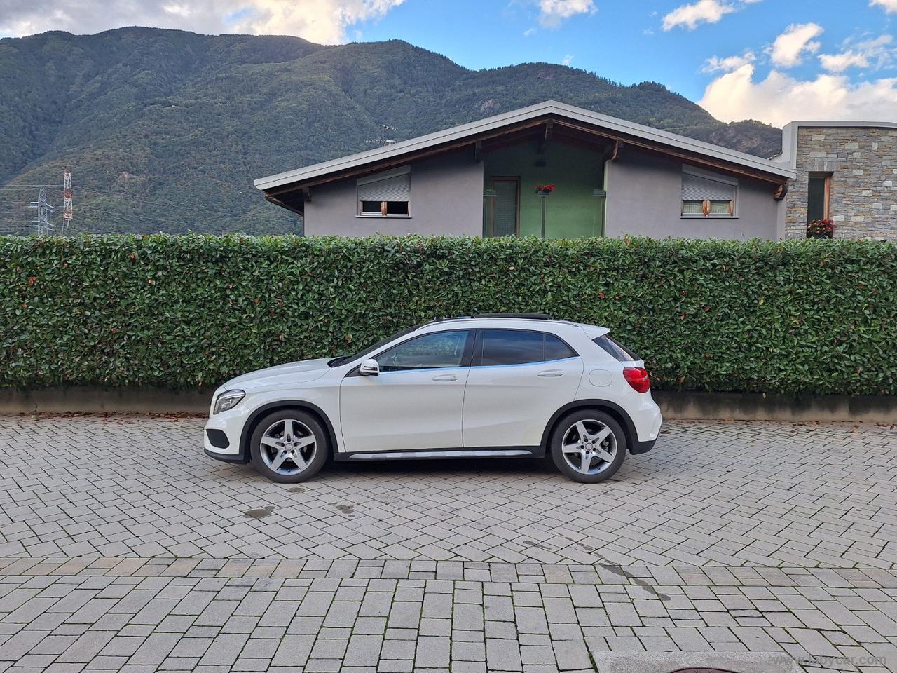 MERCEDES-BENZ GLA 200 d Automatic Premium TETTO SEDILI