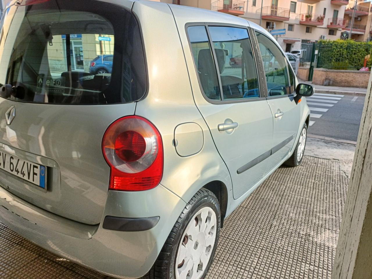Renault Modus 1.5 dCi 82CV Confort Dynamique