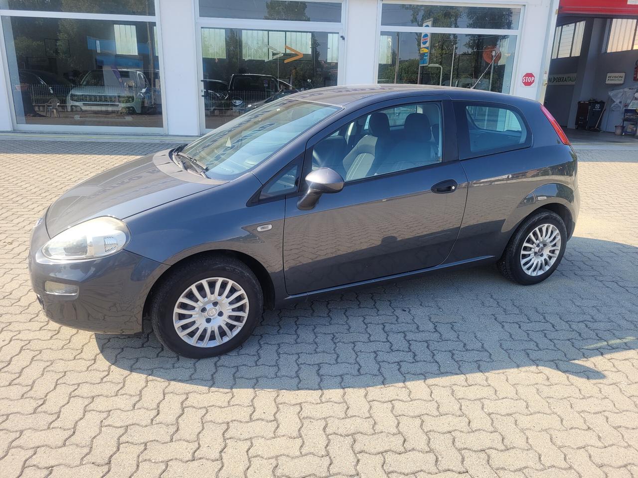 Fiat Punto 1.3 MJT II 75 CV 3 porte Street