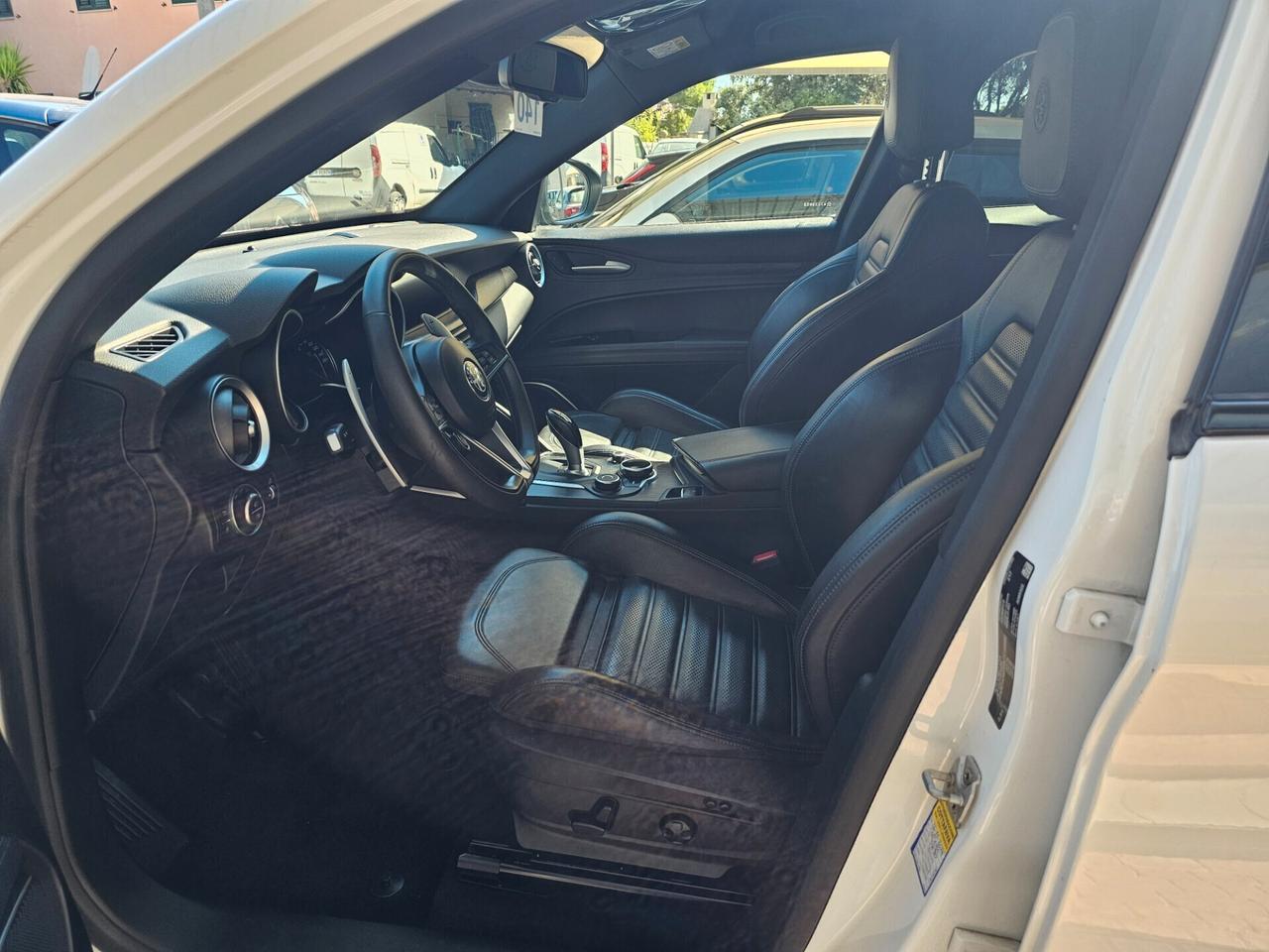 Alfa Romeo Stelvio 2.2 Turbodiesel 210 CV AT8 Q4 Executive