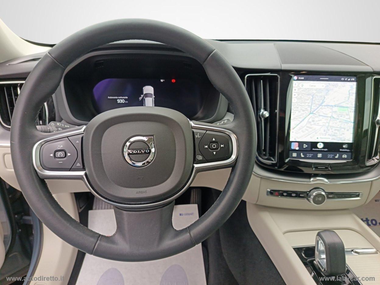 VOLVO XC60 B4