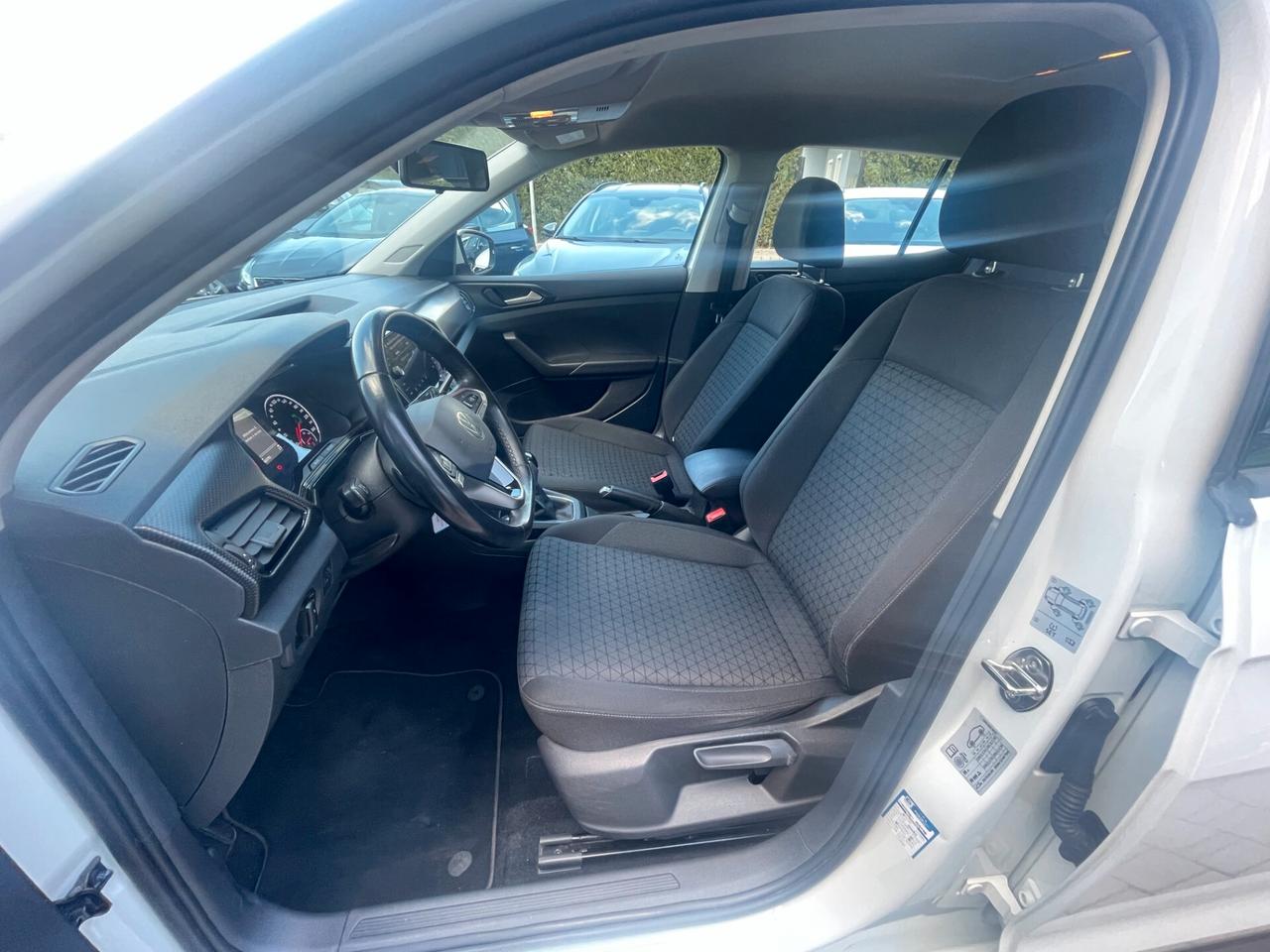 Volkswagen T-Cross 1.0 TSI 110 CV DSG Sport